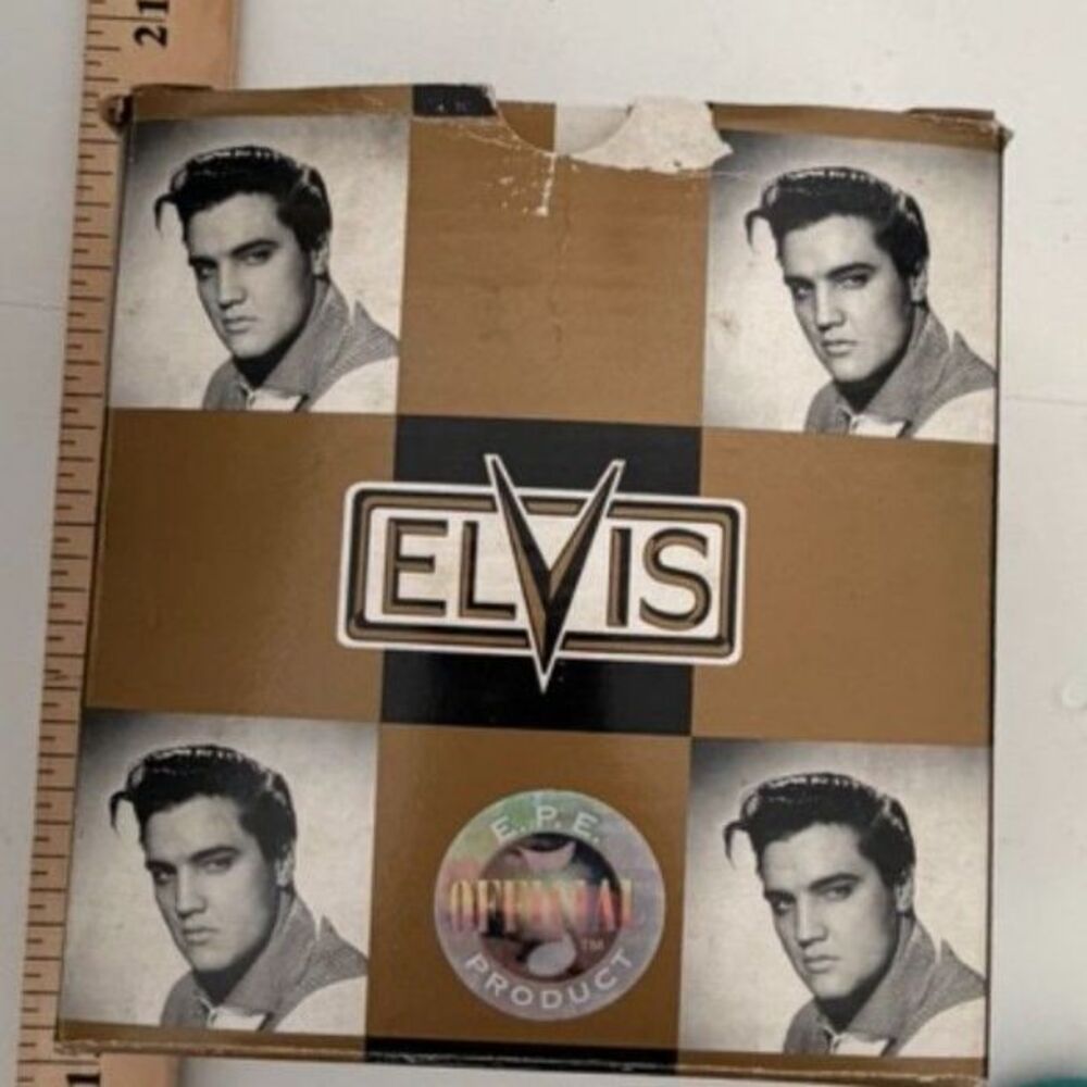 vtg. Elvis Presley official licensed Decorative trinket heart shaped ceramic box